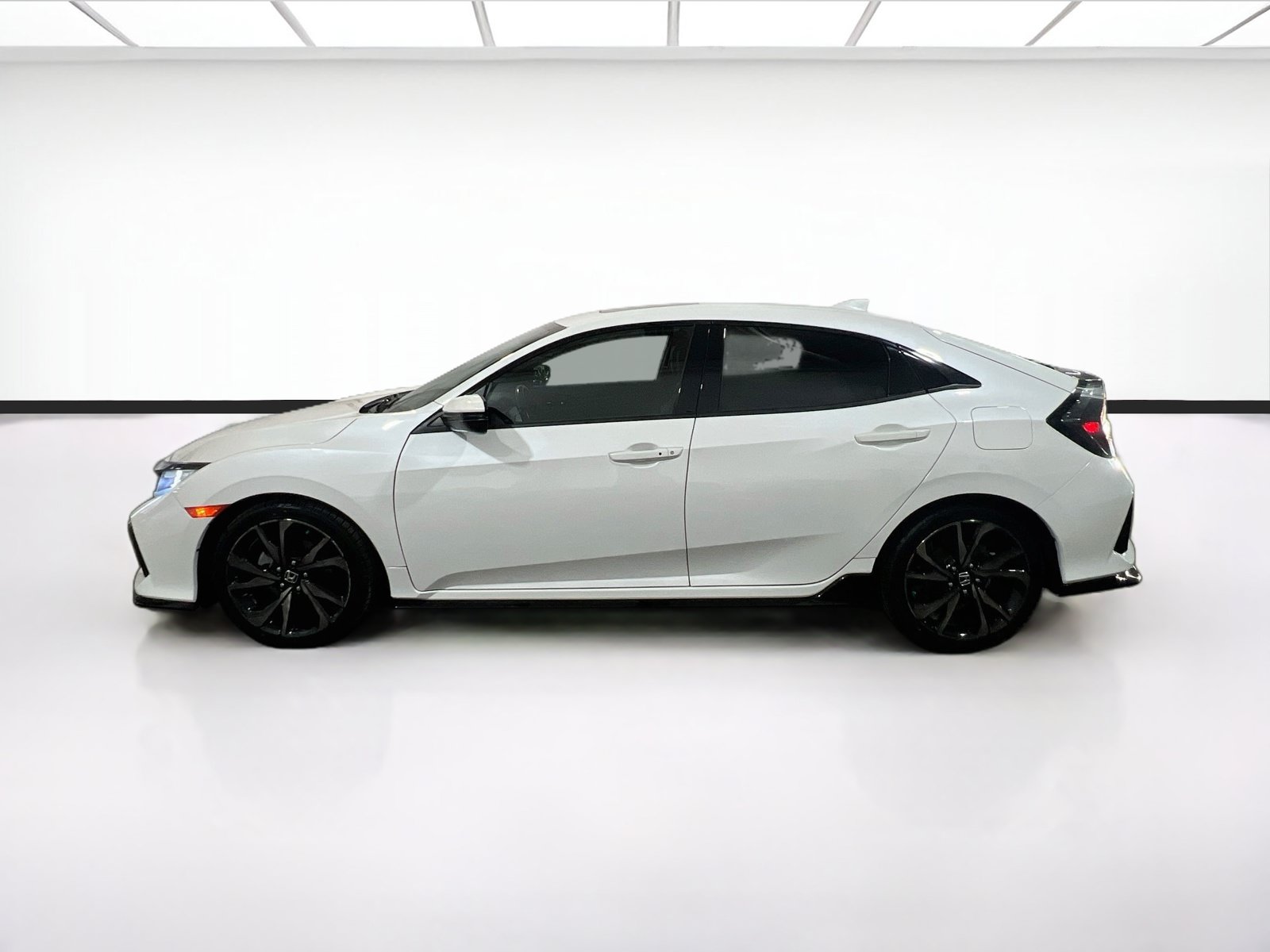 Used 2018 Honda Civic Sport Touring image 23