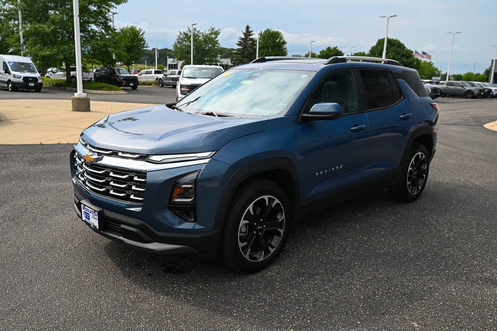 Used 2025 Chevrolet Equinox LT w/ Convenience Package II FWD image 9