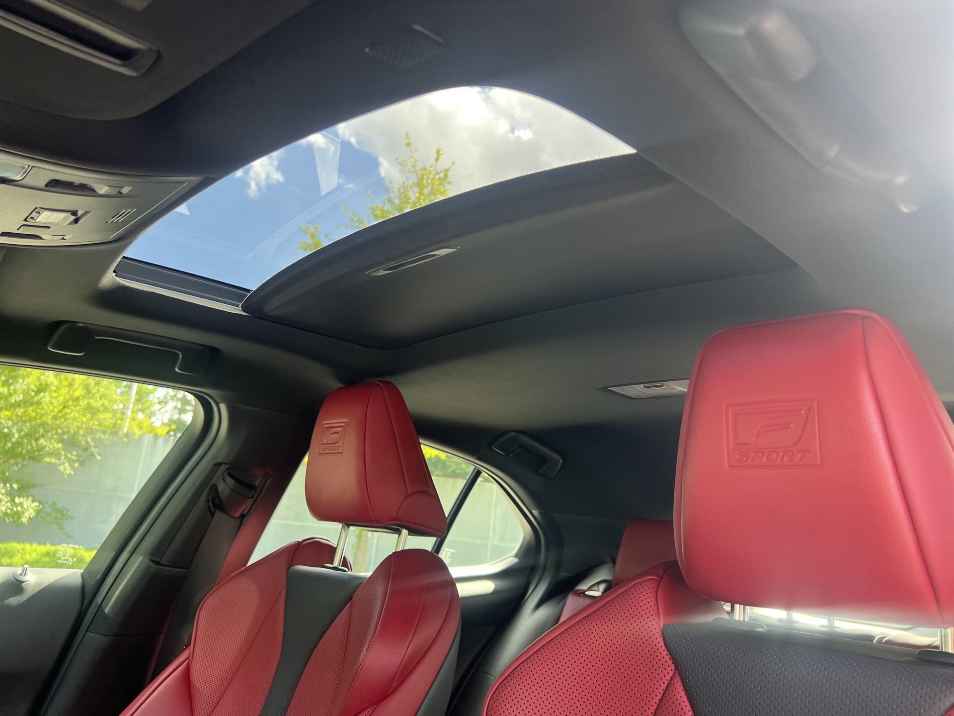 Used 2019 Lexus UX 250h F Sport w/ F Sport Premium Package AWD/4WD image 11