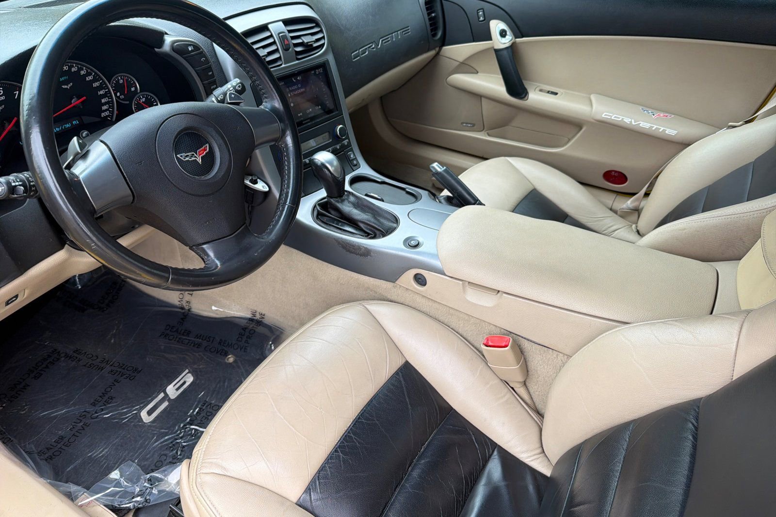 Used 2006 Chevrolet Corvette Coupe w/ Preferred Equipment Group RWD image 10