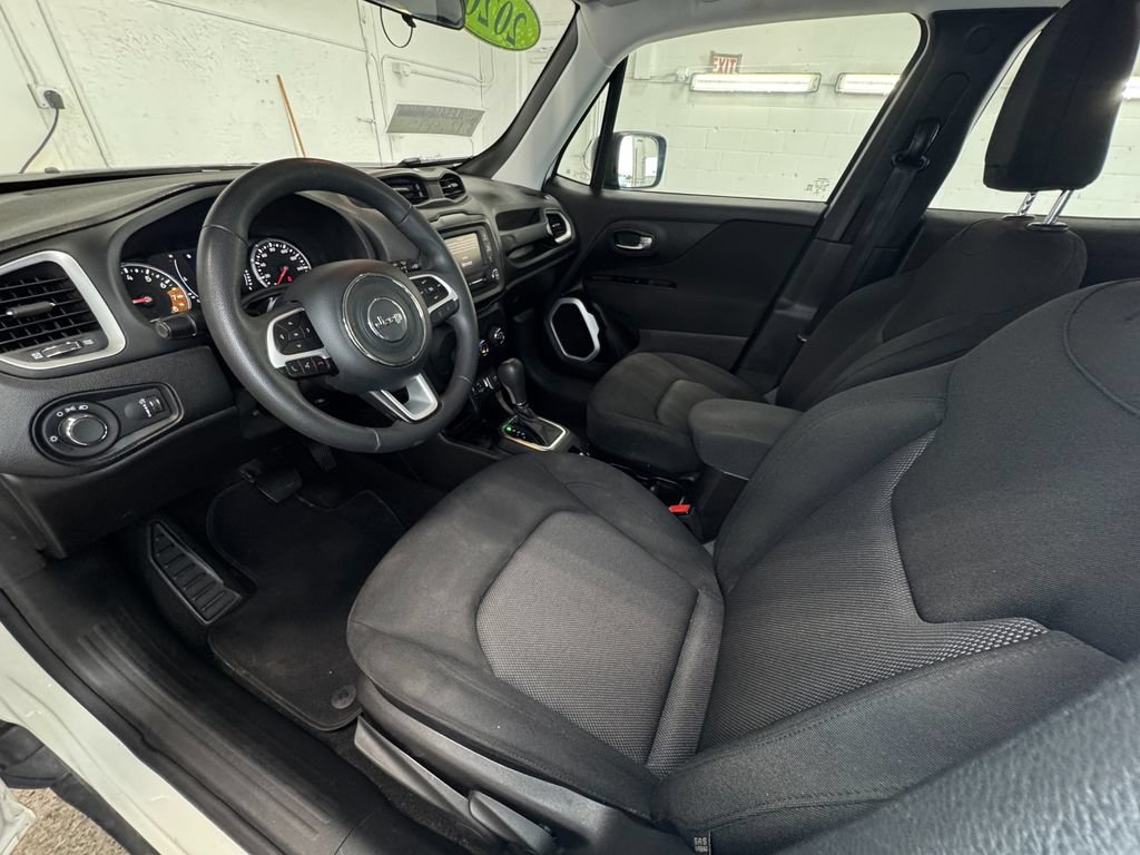 Used 2020 Jeep Renegade Sport FWD image 14