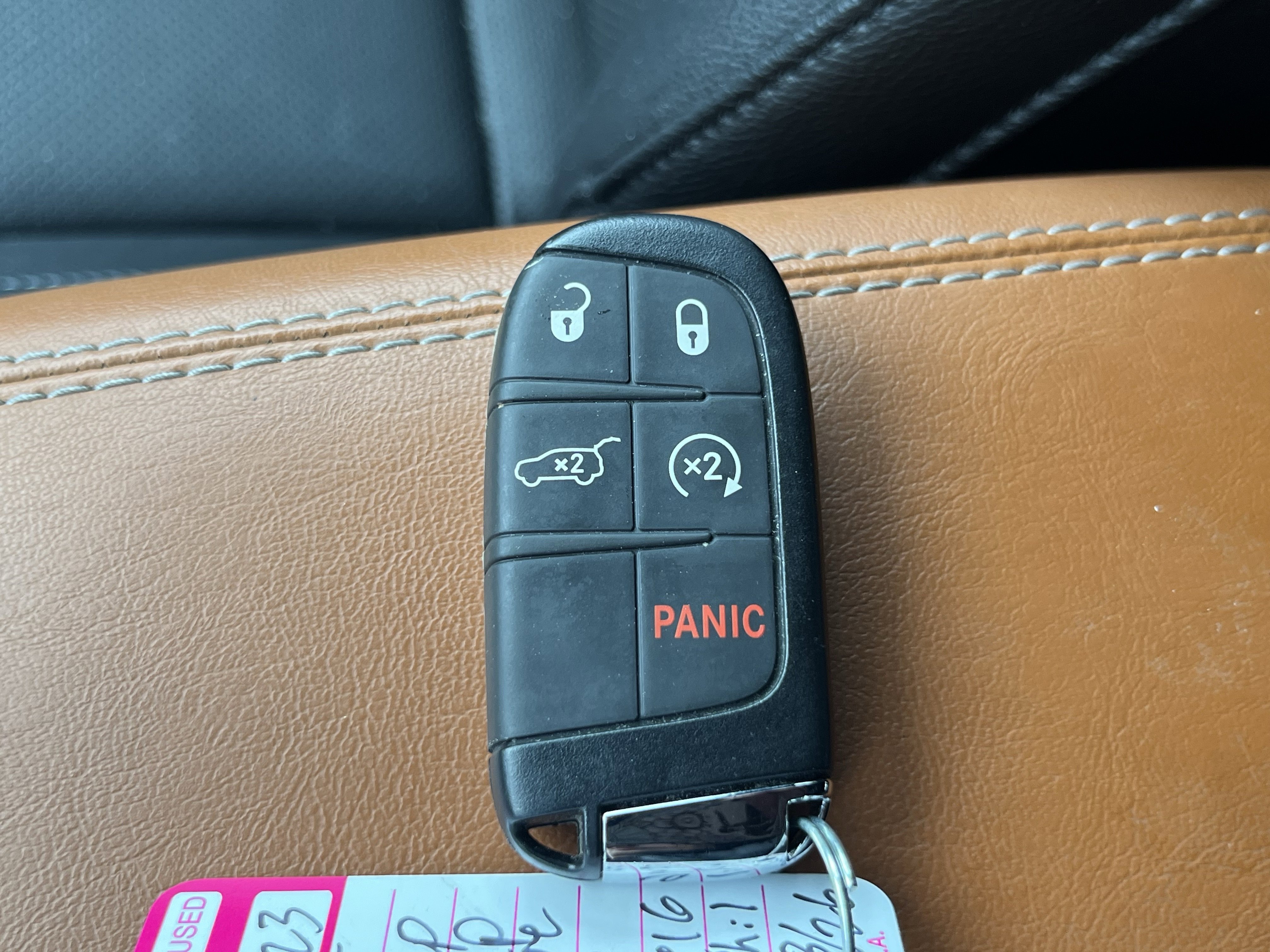 Used 2023 Jeep Compass Limited image 33