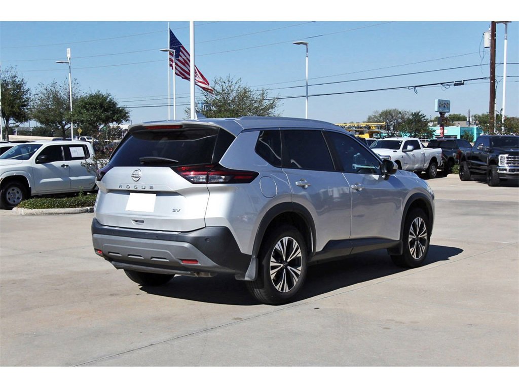 Used 2023 Nissan Rogue SV w/ SV Premium B Package image 6