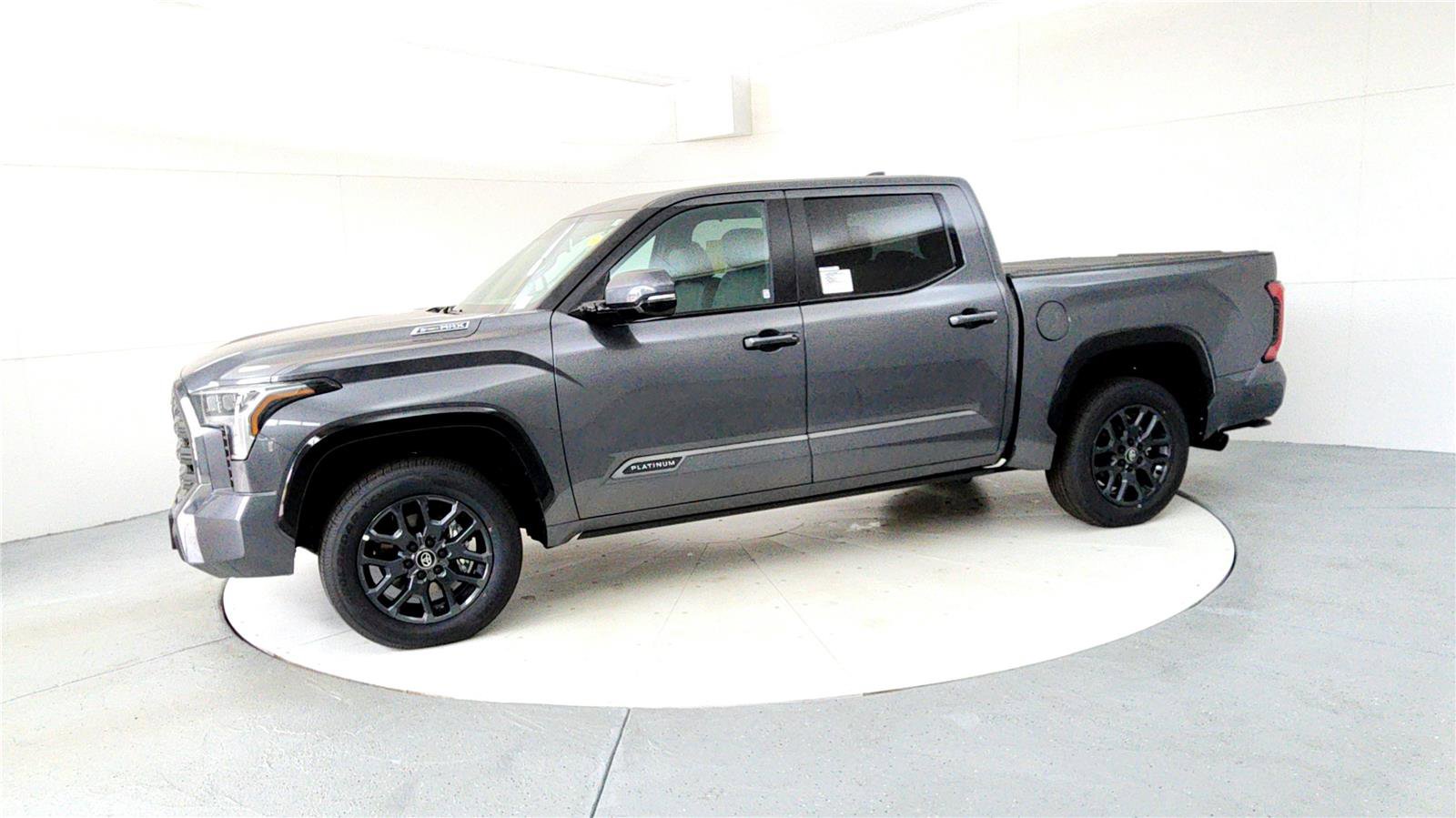 New 2026 Toyota Tundra Platinum image 3