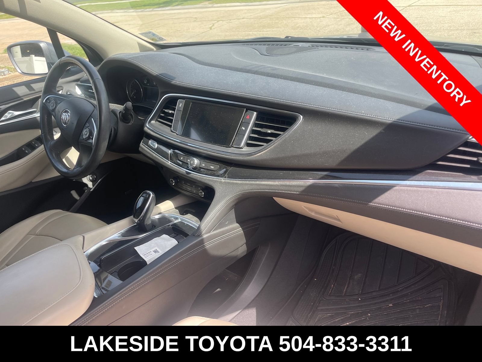 Used 2020 Buick Enclave Essence w/ Sound and Sites Package FWD image 9