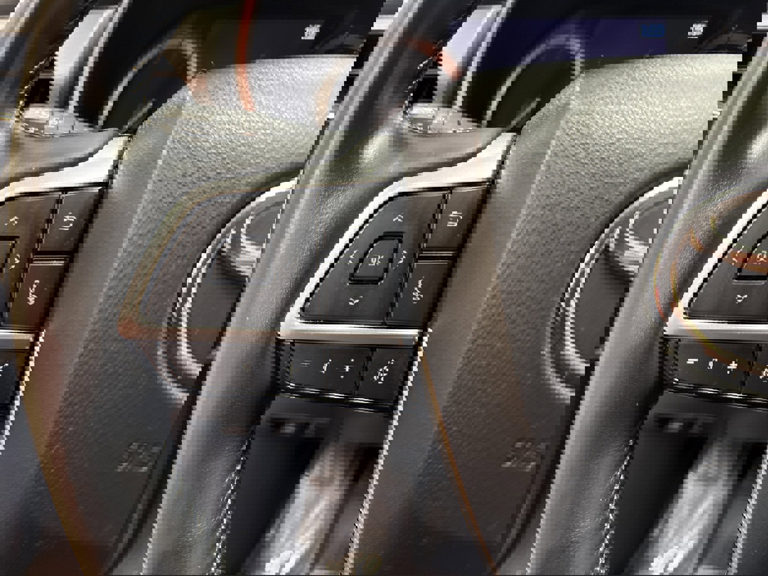 Used 2022 Toyota Highlander Platinum image 35