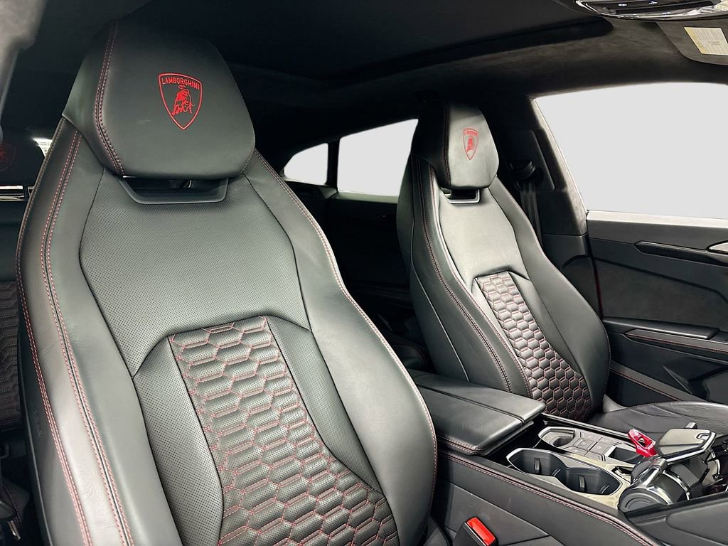 Used 2022 Lamborghini Urus image 15