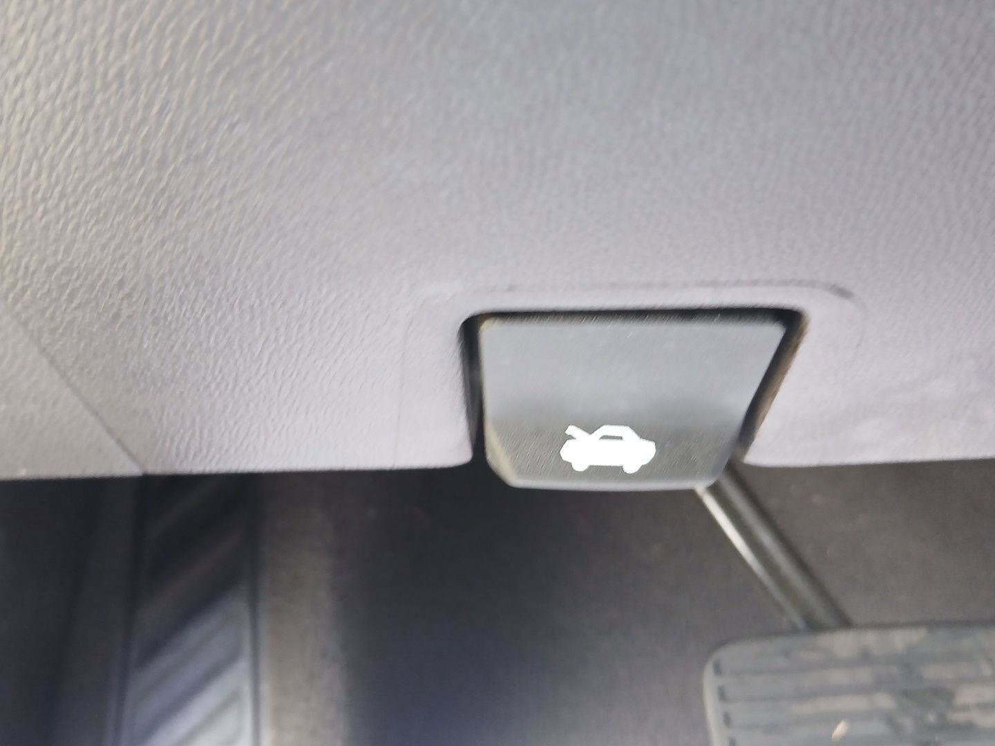 Used 2021 Chevrolet Tahoe LT image 23