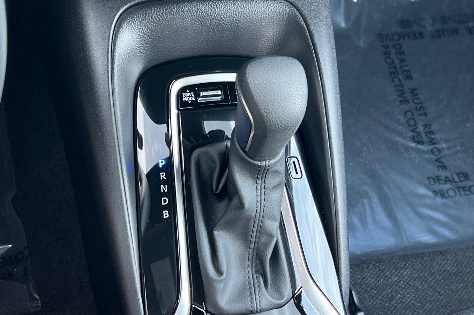 Certified 2025 Toyota Corolla SE image 20