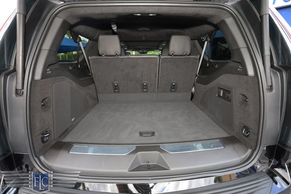 Used 2026 Cadillac Escalade ESV Platinum Sport AWD/4WD image 22