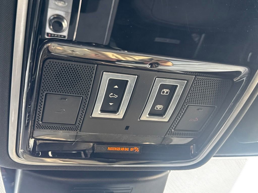 Used 2020 Land Rover Range Rover HSE image 47