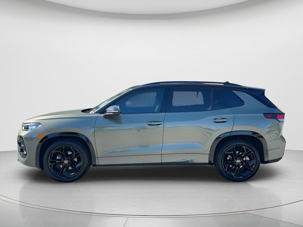 New 2026 Volkswagen Tiguan SE R-Line image 5