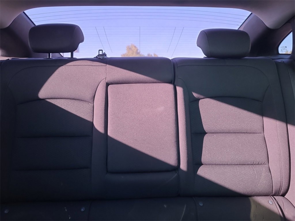 Used 2022 Chevrolet Malibu LT image 29
