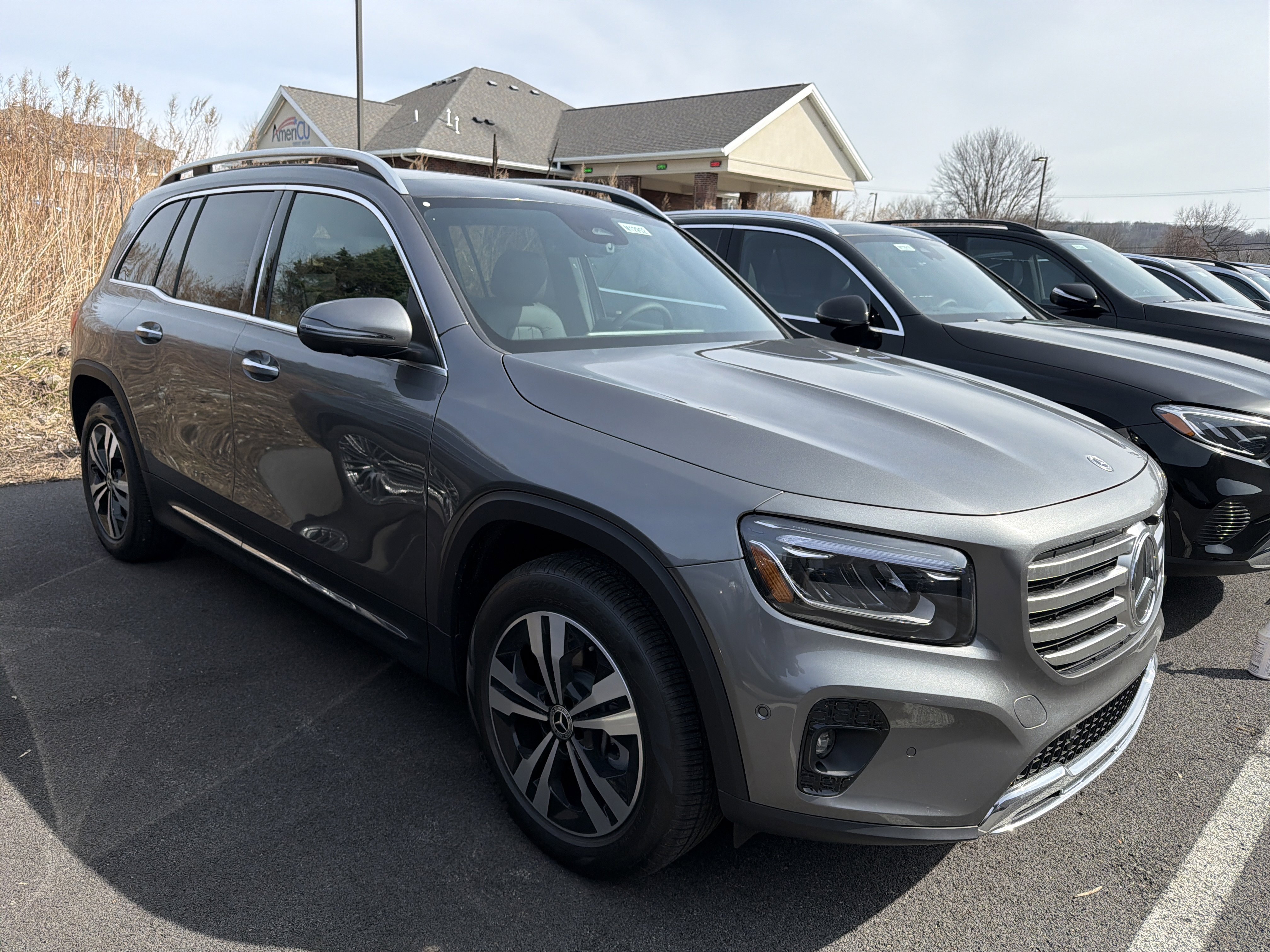 New 2026 Mercedes-Benz GLB 250 4MATIC image 2