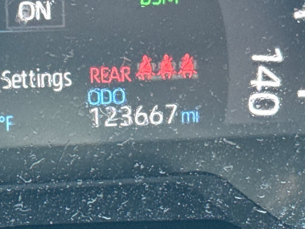 Used 2023 Toyota RAV4 XLE Premium AWD/4WD image 19