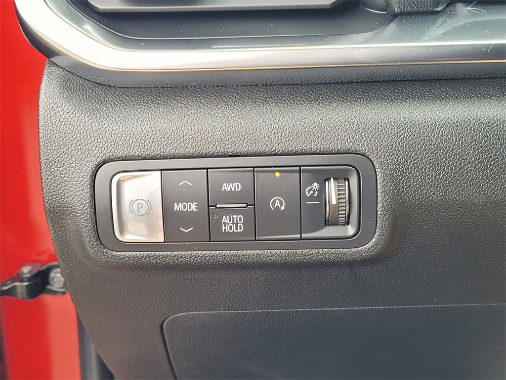 Used 2025 GMC Terrain Elevation image 24