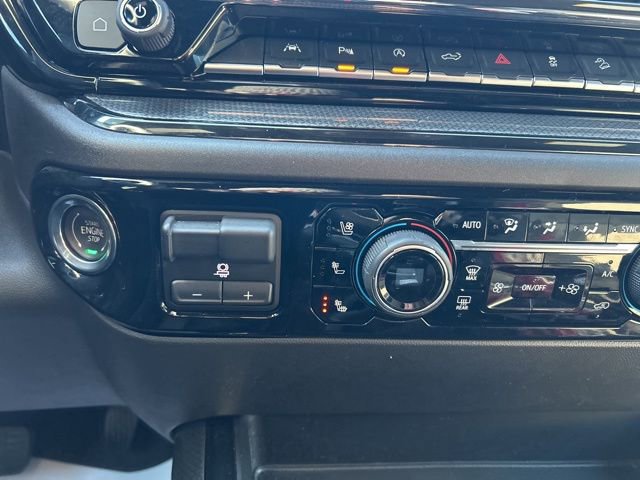 Used 2025 Chevrolet Silverado 1500 ZR2 w/ Technology Package AWD/4WD image 30