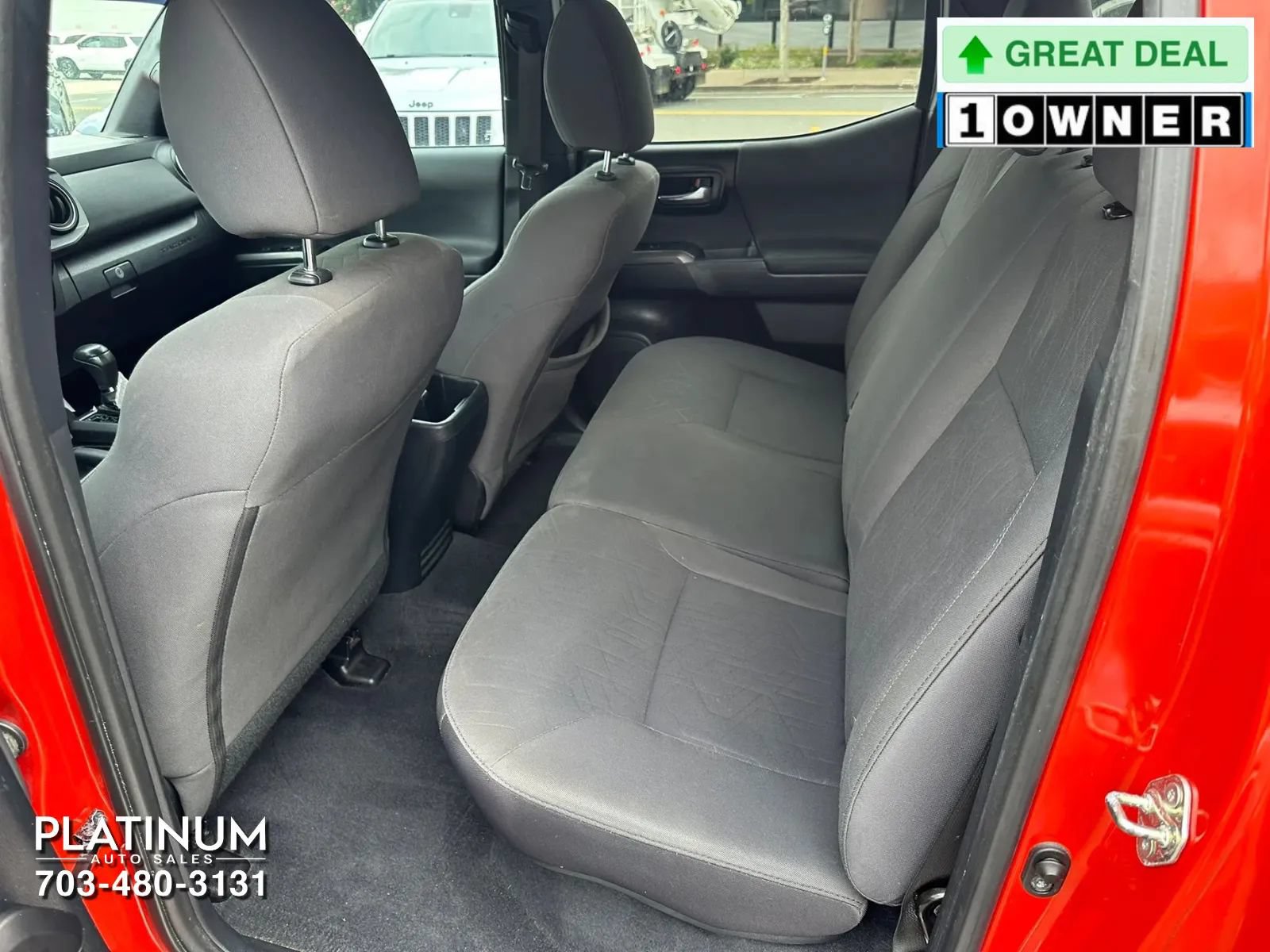 Used 2018 Toyota Tacoma TRD Sport AWD/4WD image 16
