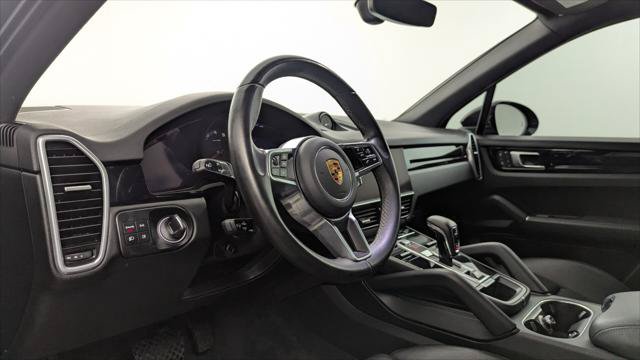 Used 2023 Porsche Cayenne Platinum Edition AWD/4WD image 20