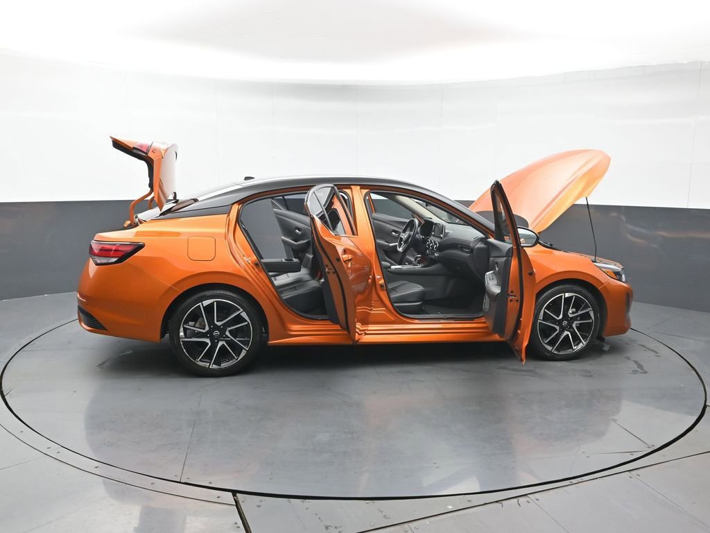 Used 2024 Nissan Sentra SR w/ SR Premium Package image 50