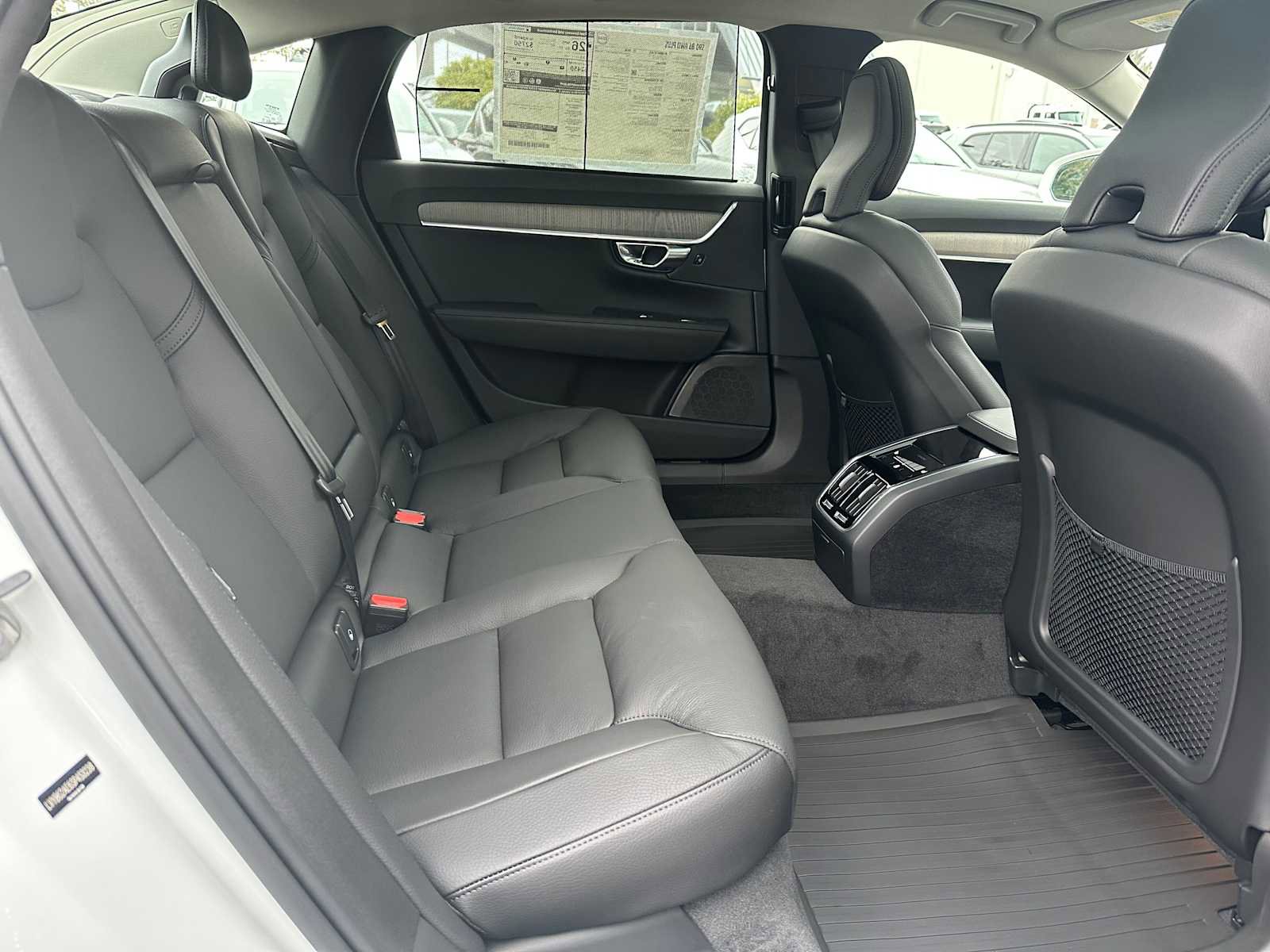 New 2025 Volvo S90 B6 Plus w/ Protection Package Premier image 12