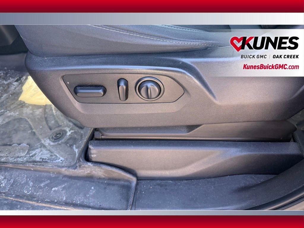 Used 2020 Chevrolet Silverado 1500 LT w/ All-Star Edition image 7