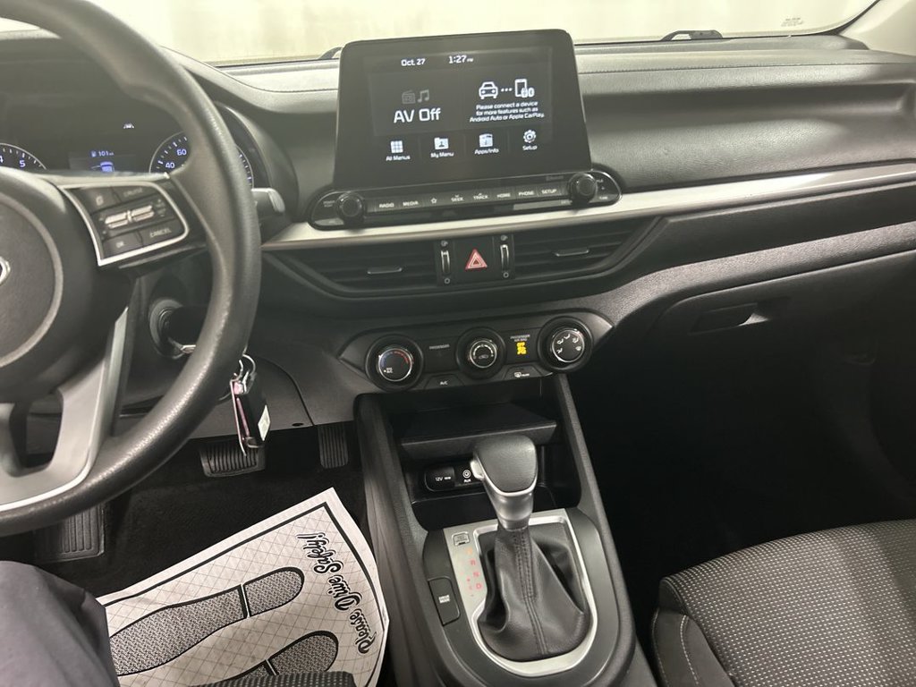 Used 2020 Kia Forte LXS FWD image 18