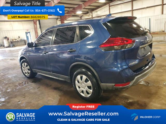 Used 2017 Nissan Rogue S image 3