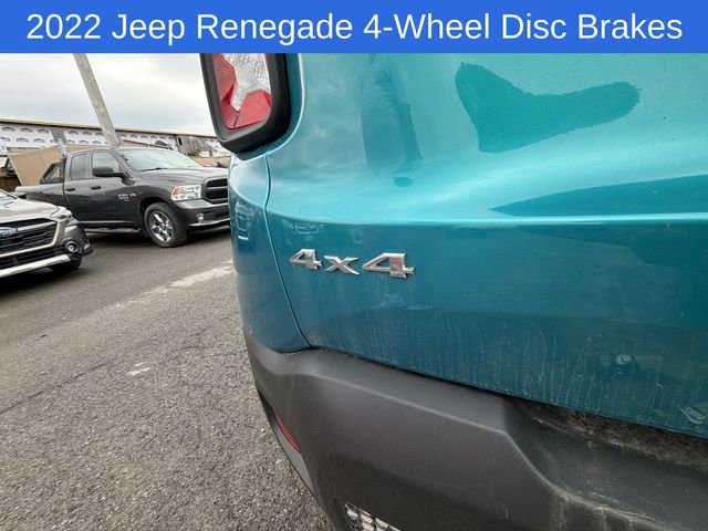 Used 2022 Jeep Renegade Latitude AWD/4WD image 18