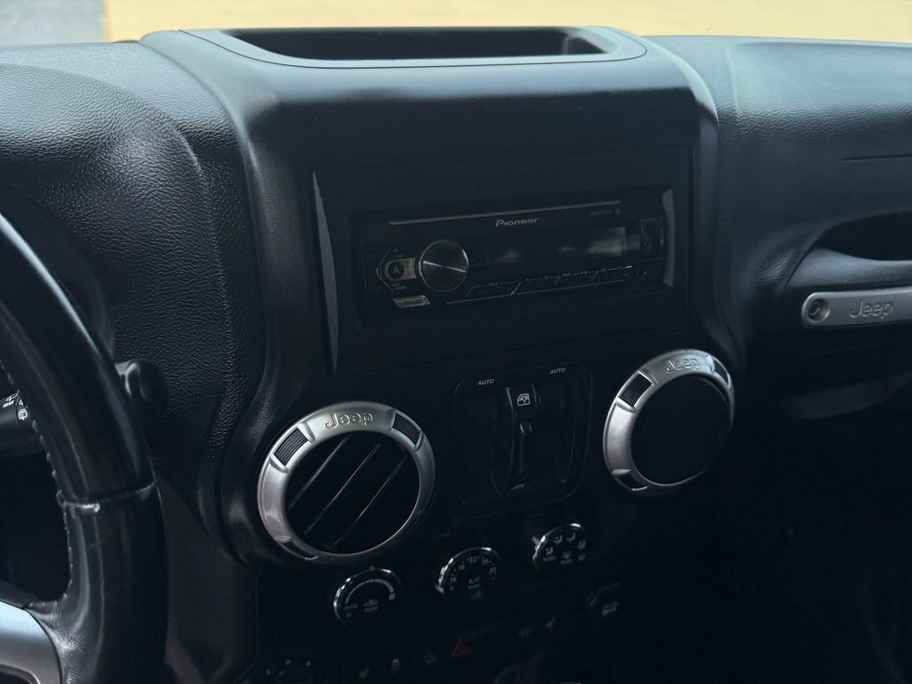 Used 2011 Jeep Wrangler Unlimited 70th Anniversary w/ Dual Top Group AWD/4WD image 45
