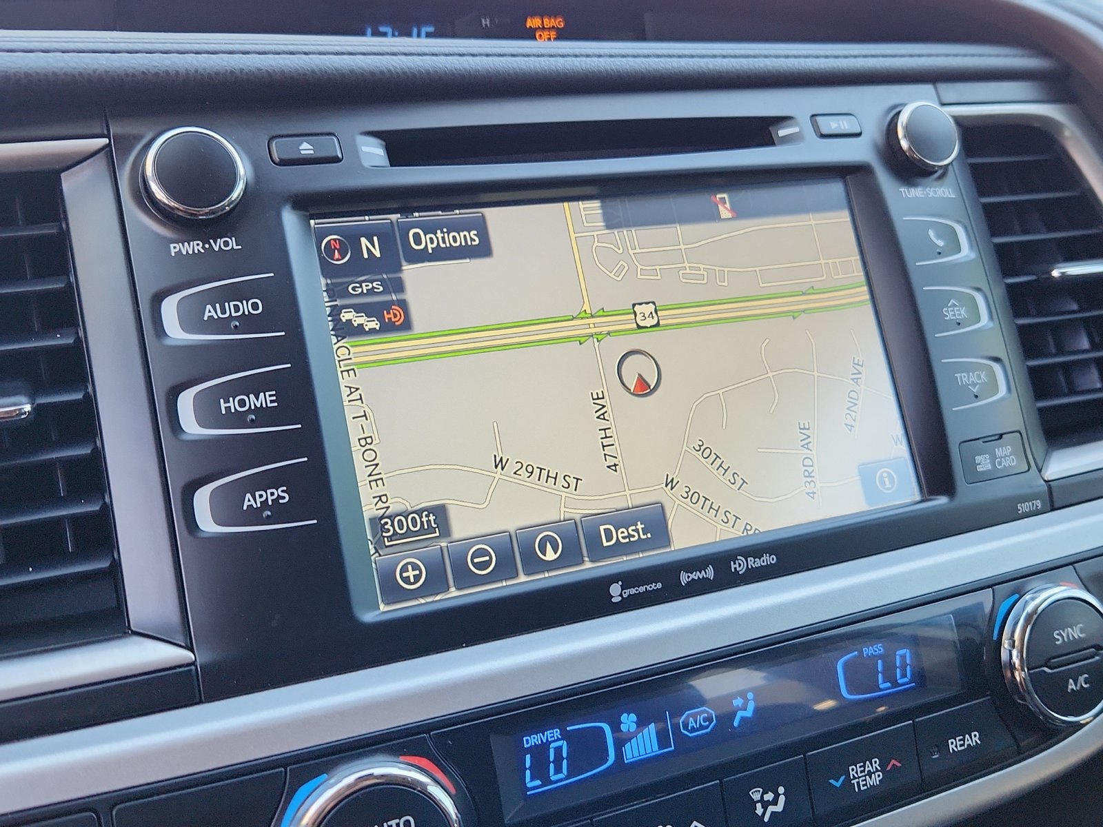 Used 2018 Toyota Highlander XLE AWD/4WD image 24