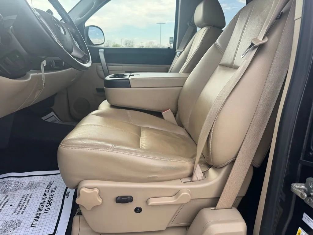 Used 2010 GMC Sierra 1500 SLE w/ Power Pack Plus image 9