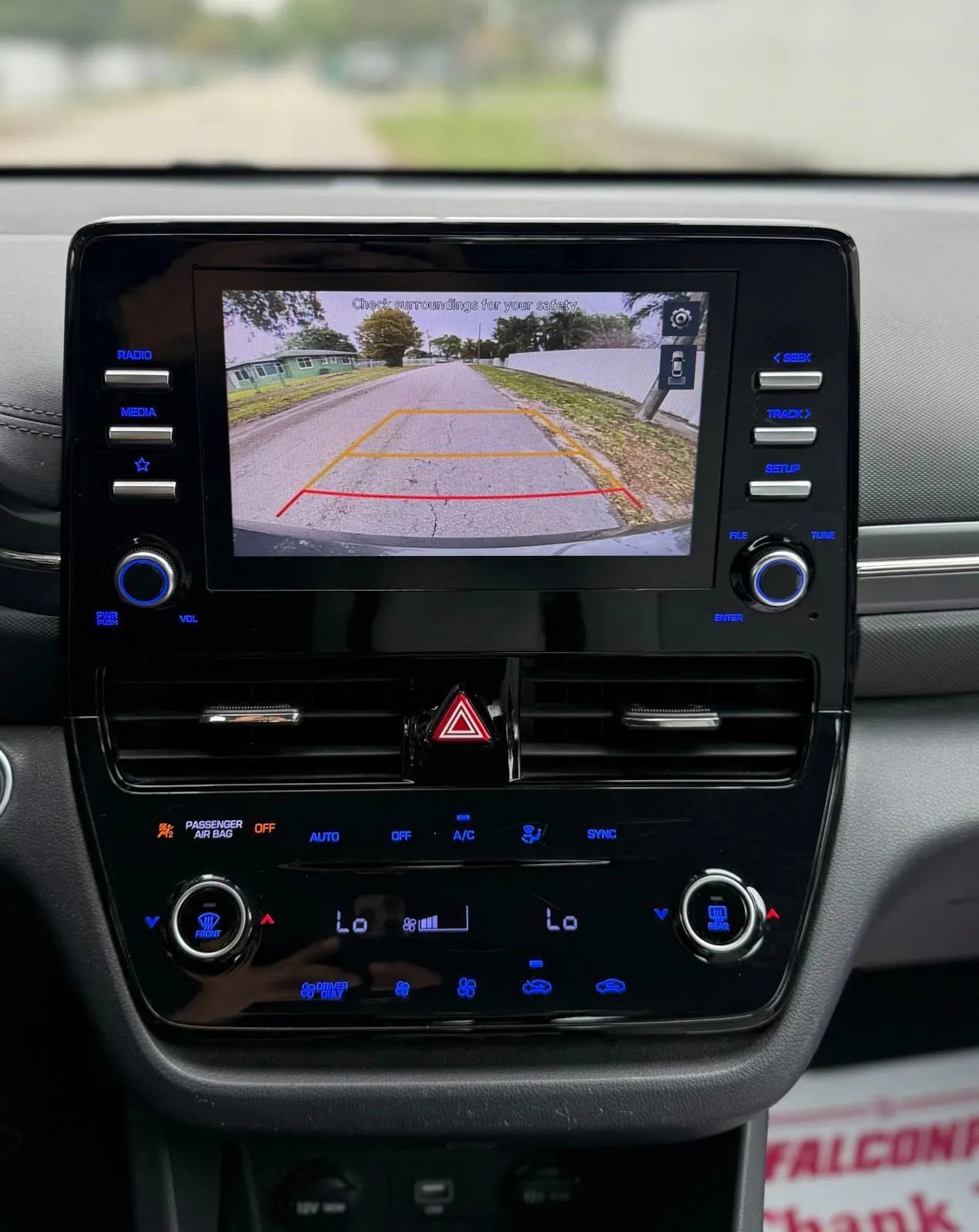 Used 2021 Hyundai Ioniq SE image 10