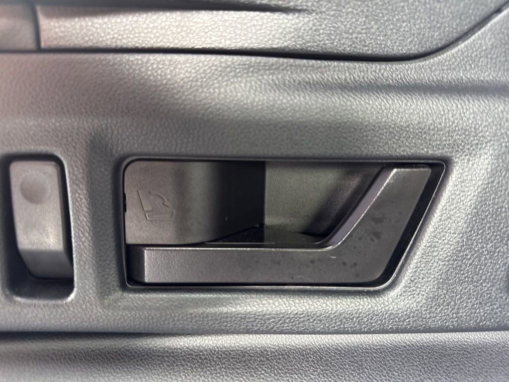 Used 2020 Subaru Outback Touring XT image 16