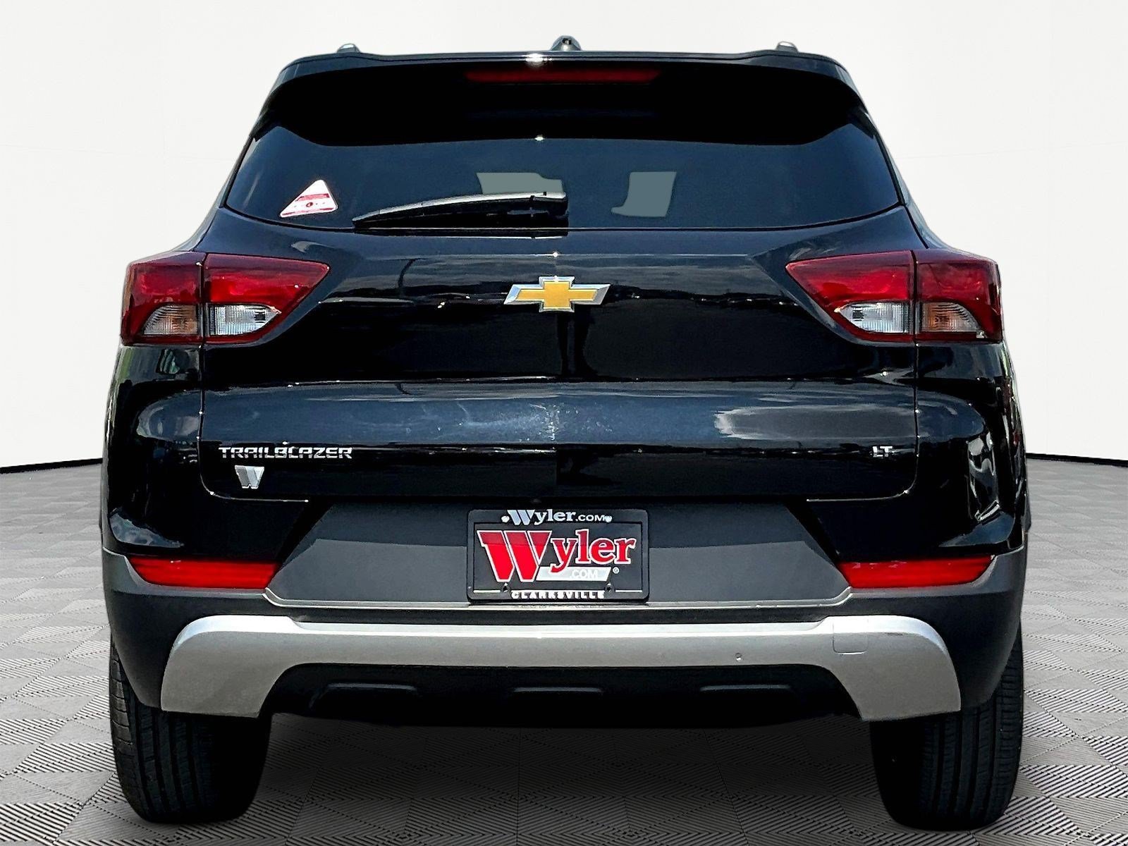 Used 2023 Chevrolet TrailBlazer LT FWD image 5