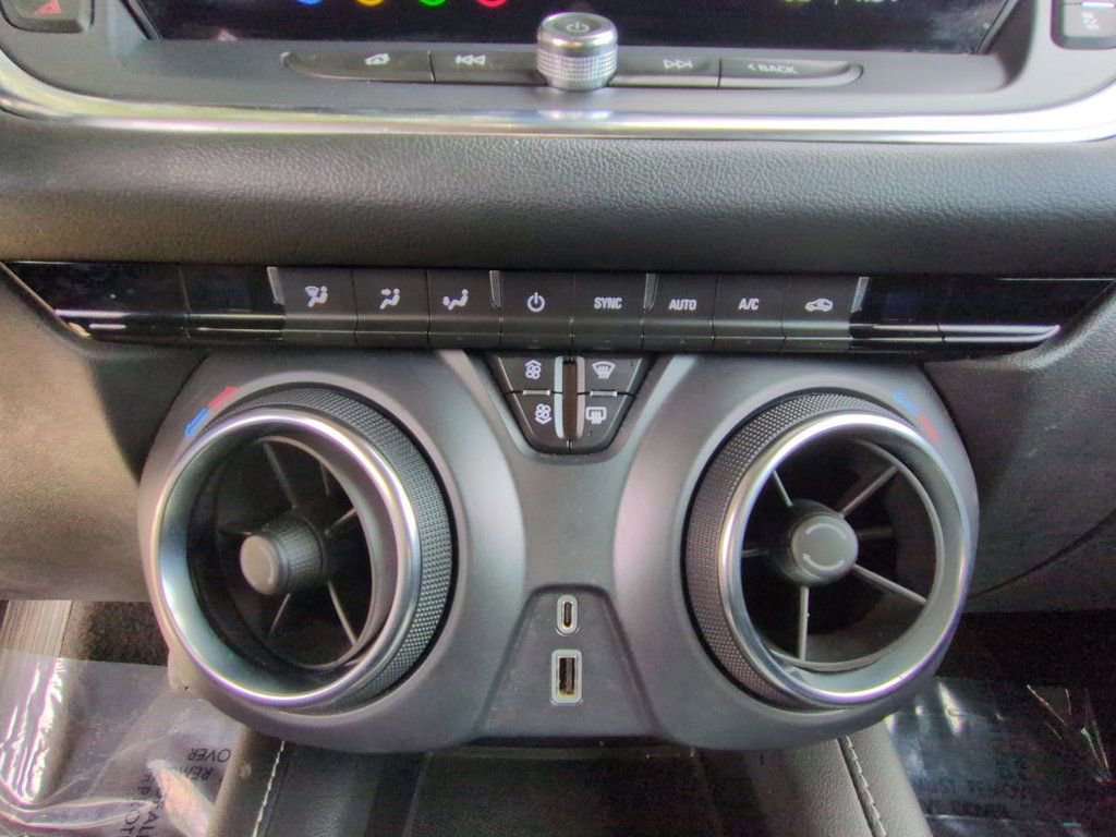 Used 2023 Chevrolet Blazer LT image 20