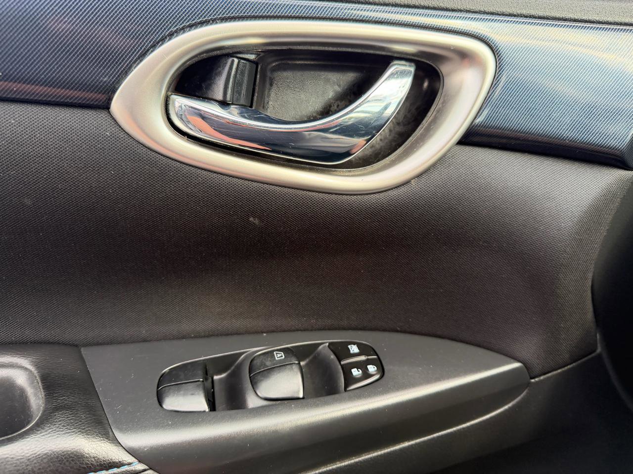 Used 2016 Nissan Sentra SR FWD image 44