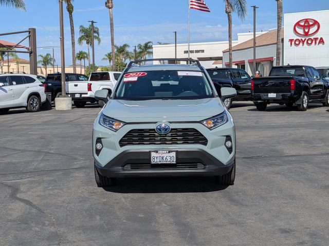 Used 2021 Toyota RAV4 XLE Premium AWD/4WD image 2