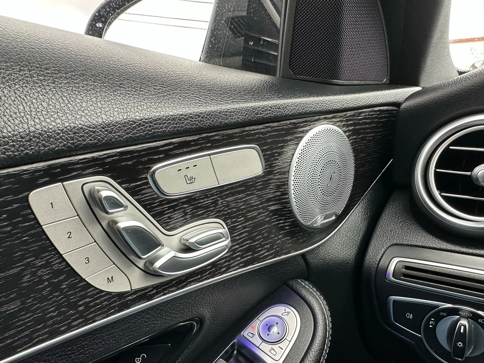 Used 2021 Mercedes-Benz C 300 4MATIC Sedan image 21