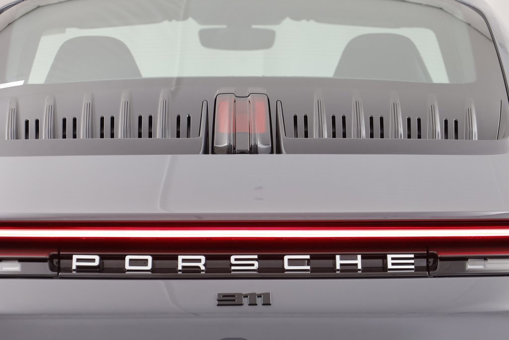 Used 2025 Porsche 911 Carrera image 22