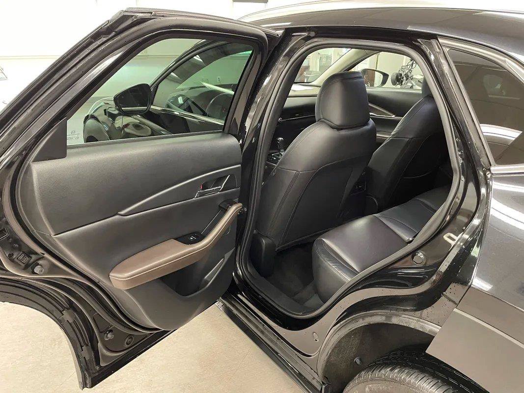 Used 2021 MAZDA CX-30 AWD 2.5 S w/ Premium Package image 26