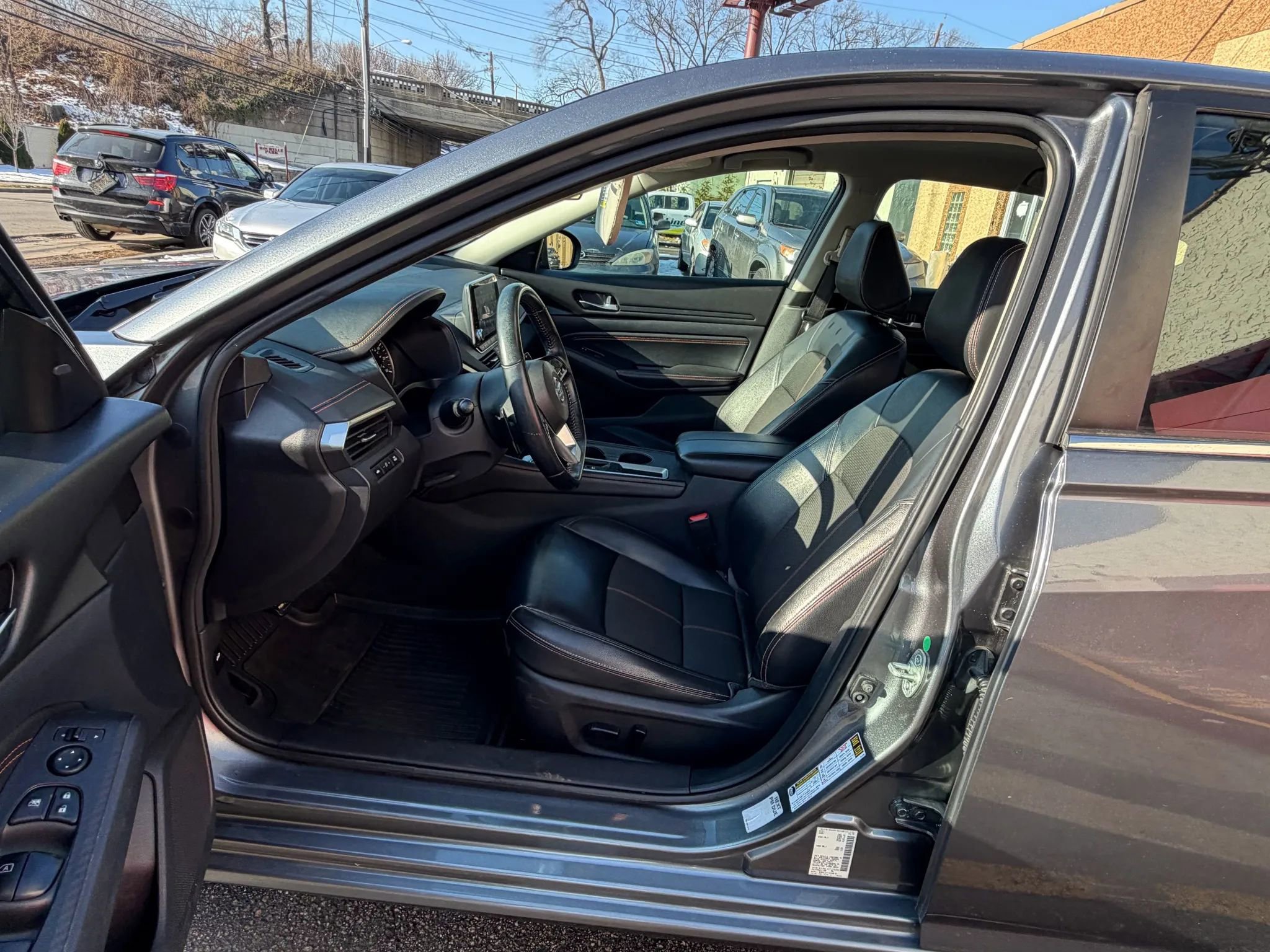 Used 2019 Nissan Altima 2.5 SR image 25