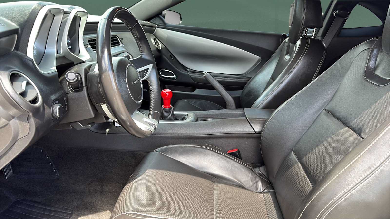 Used 2011 Chevrolet Camaro SS w/ RS Package RWD image 21