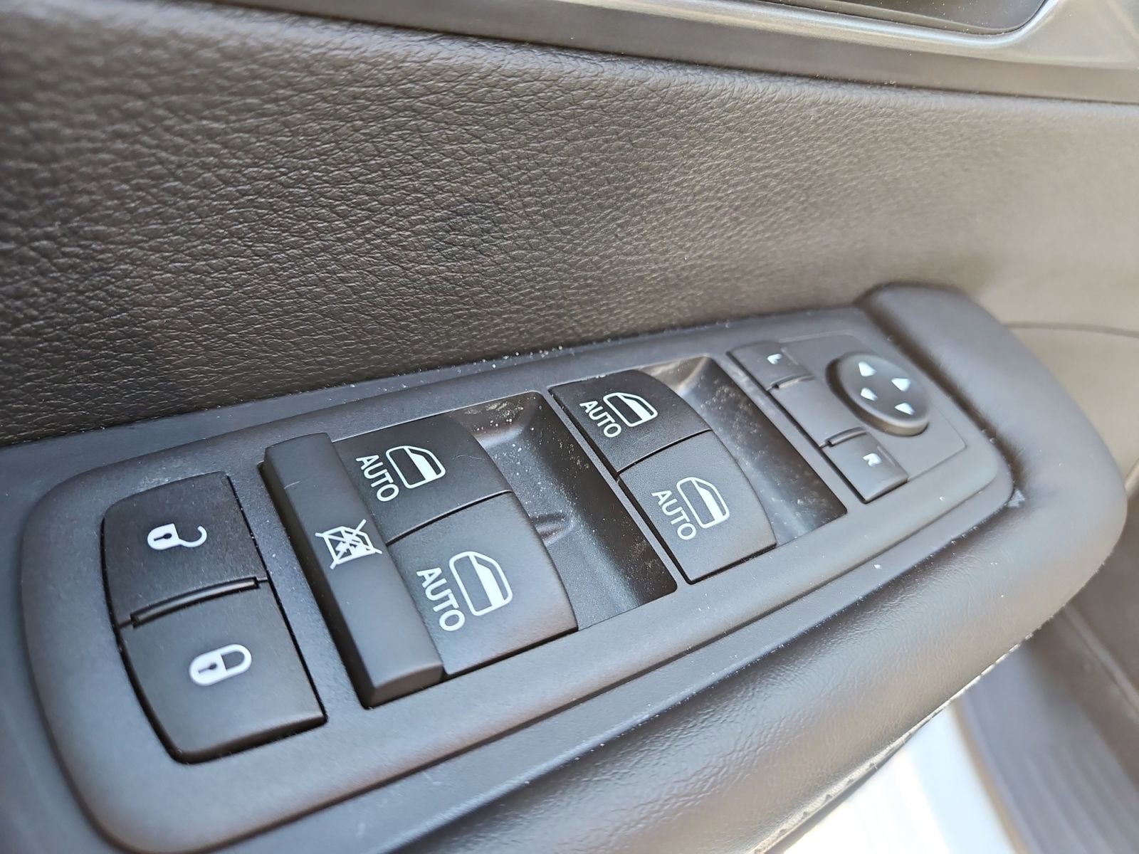 New 2026 Chrysler Pacifica Select w/ S Appearance Package image 22