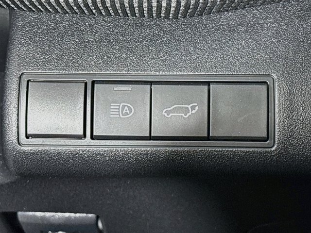 Certified 2023 Subaru Solterra AWD image 12