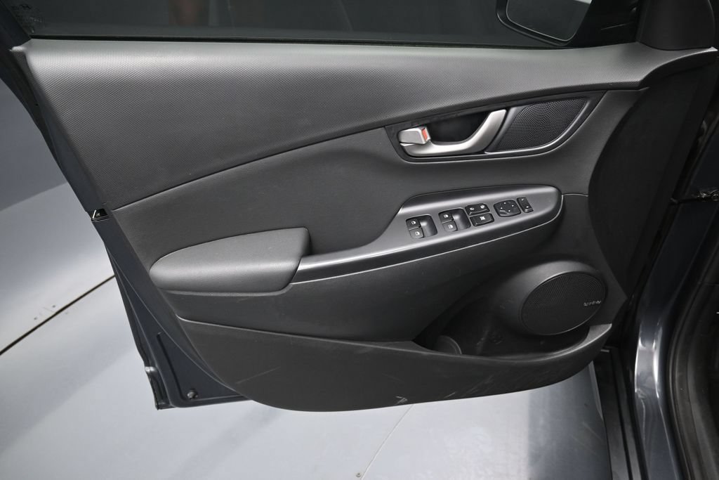 Used 2018 Hyundai Kona Ultimate AWD/4WD image 11