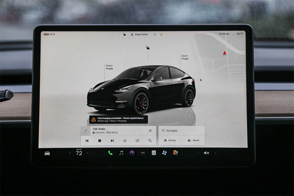 Used 2022 Tesla Model Y Performance image 14