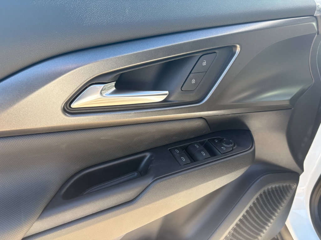 New 2026 Chevrolet Equinox EV LT FWD image 8