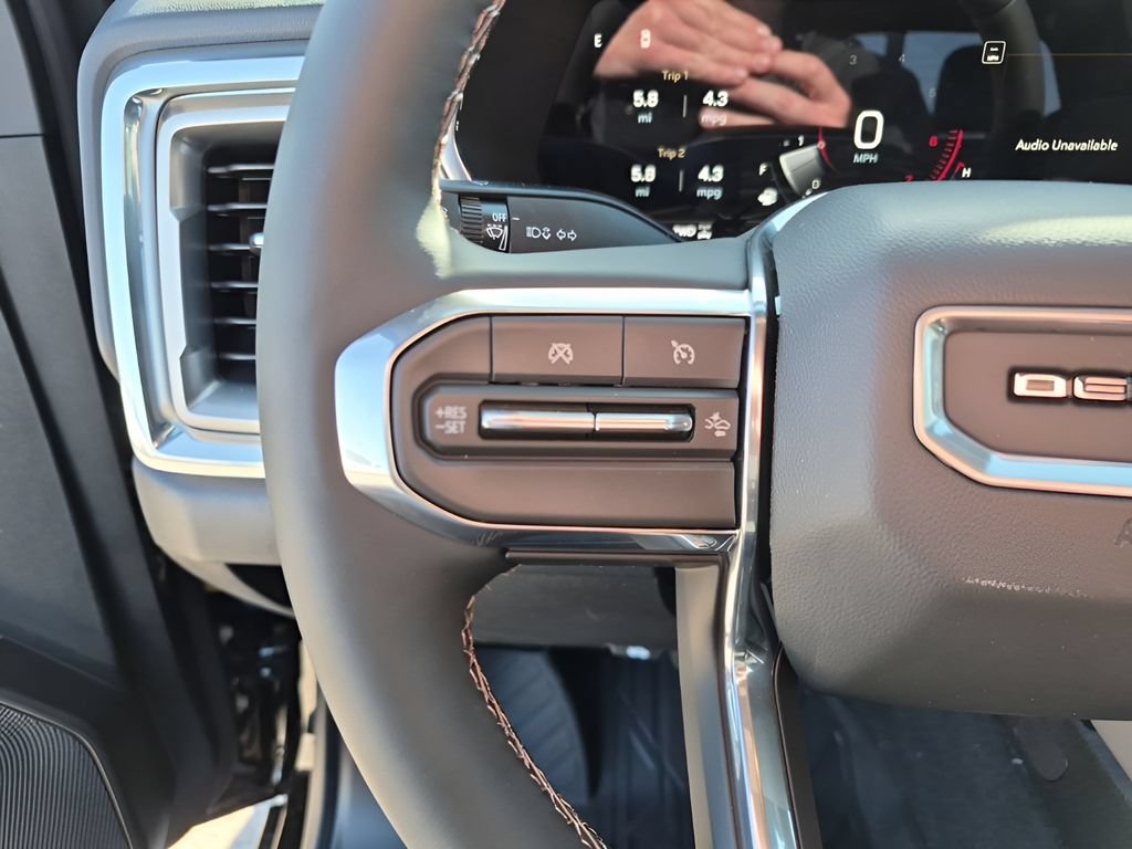 New 2026 GMC Canyon Denali w/ LPO, Denali Black Edition AWD/4WD image 40