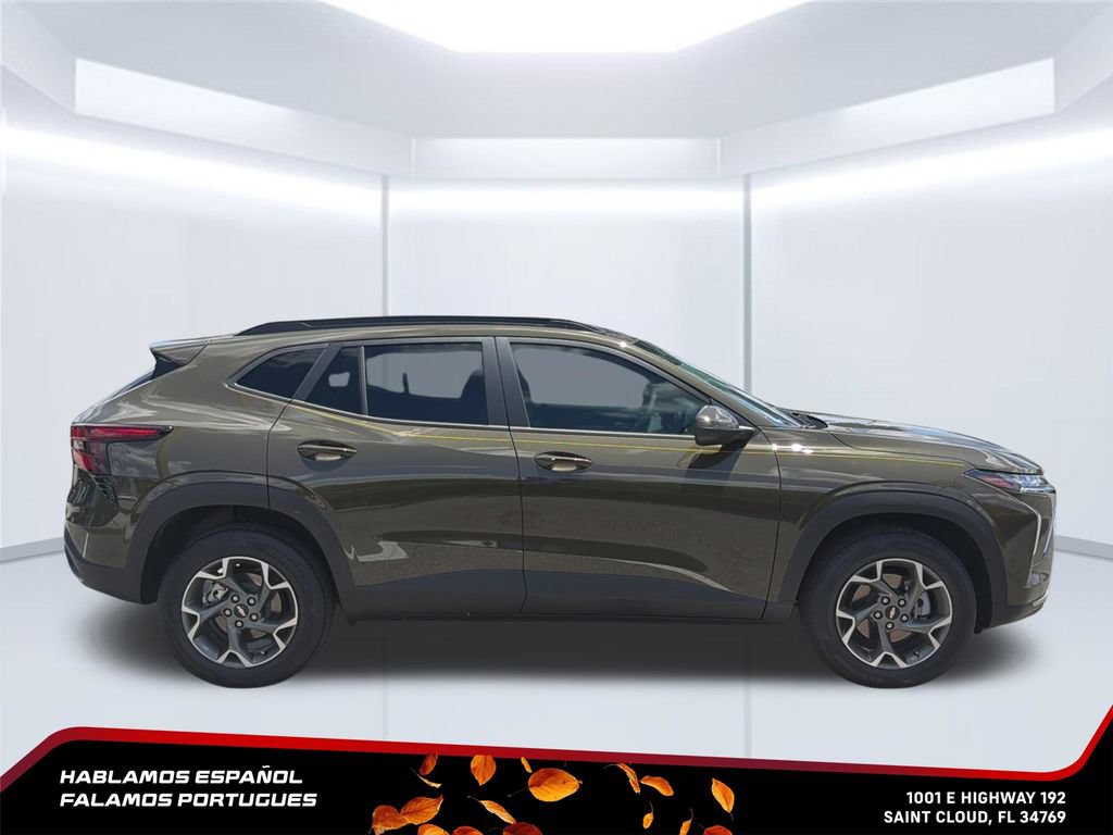 Used 2024 Chevrolet Trax LT w/ Driver Confidence Package FWD image 7